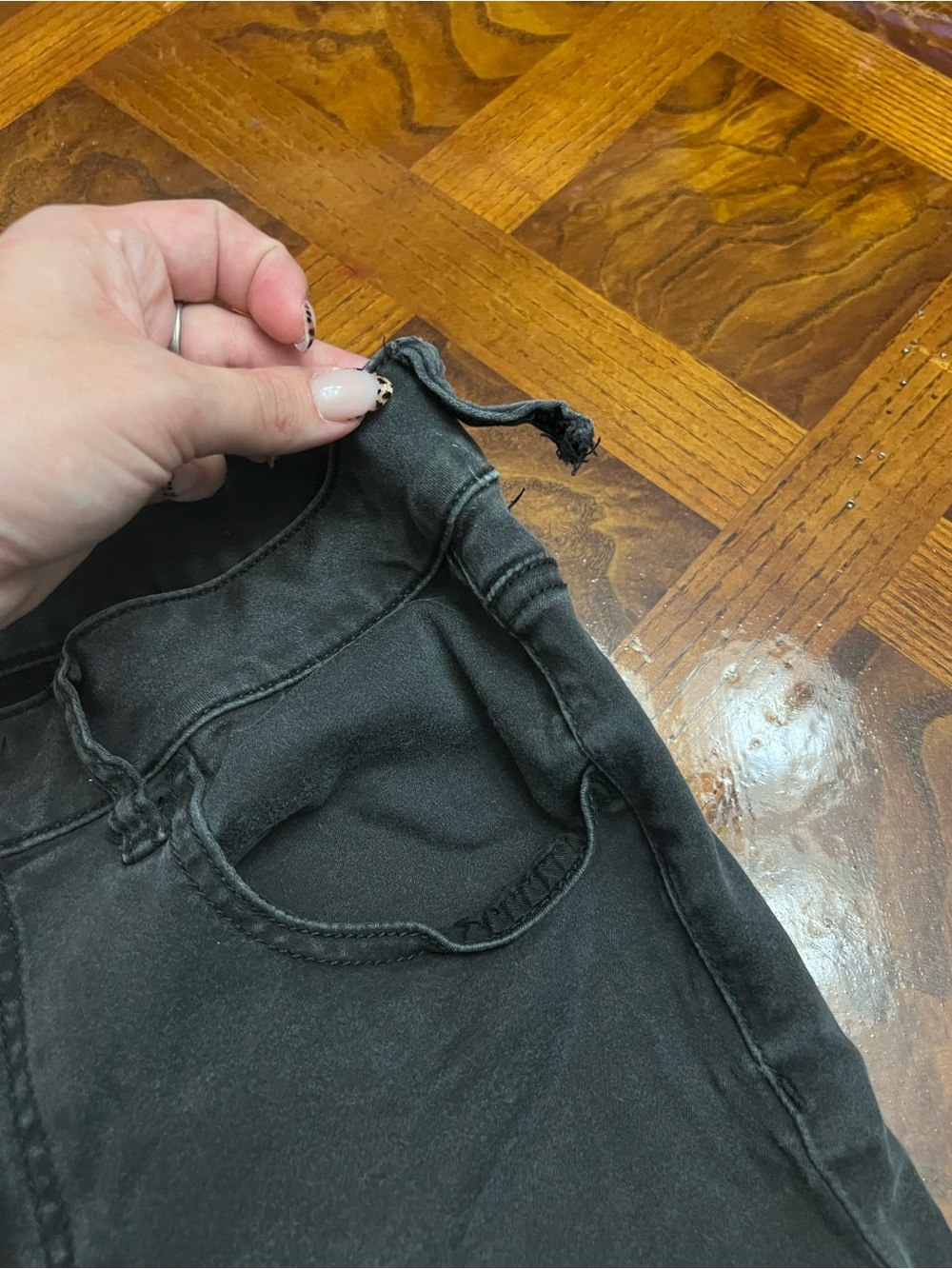 American Eagle Outfitters Black Skinny Women’s Jeans - Picture 4 of 5